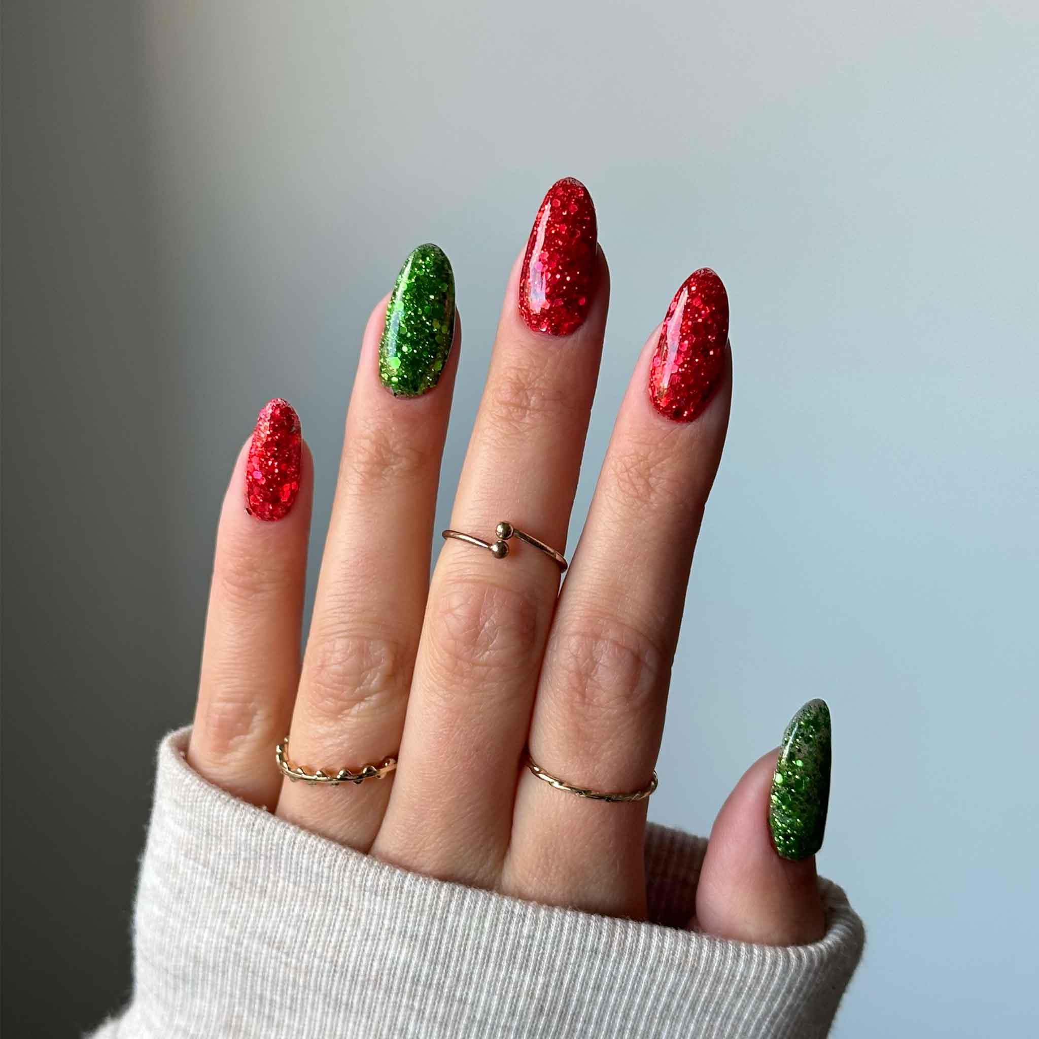 Sleigh Bells - Image 2